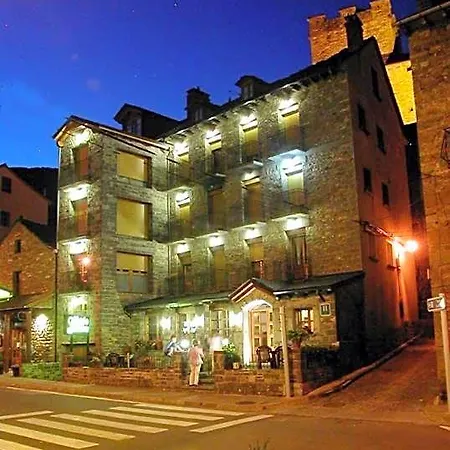 Hotel Gabarre *